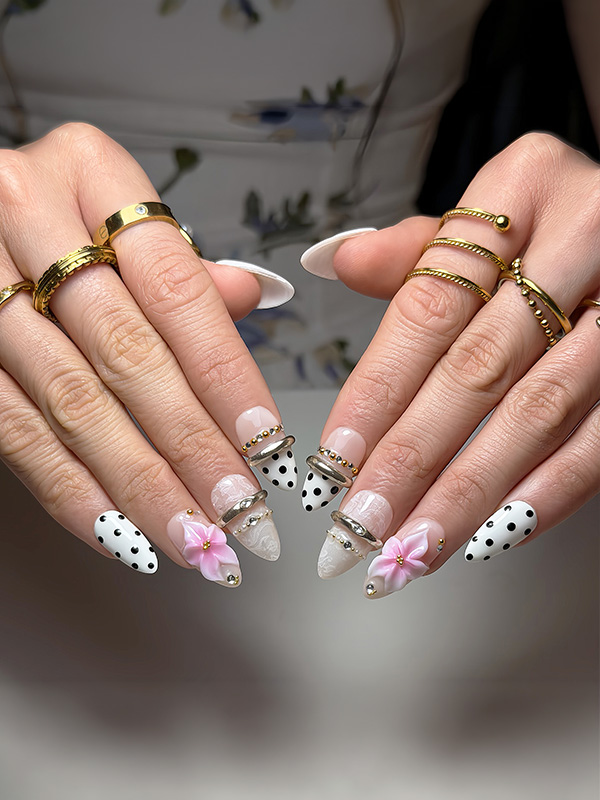 ULIKE Nails